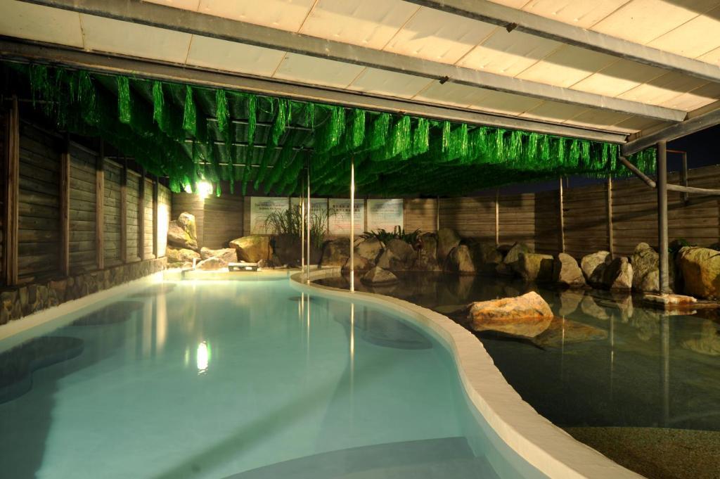 Chat Hot Spring Resort Keelung Eksteriør billede