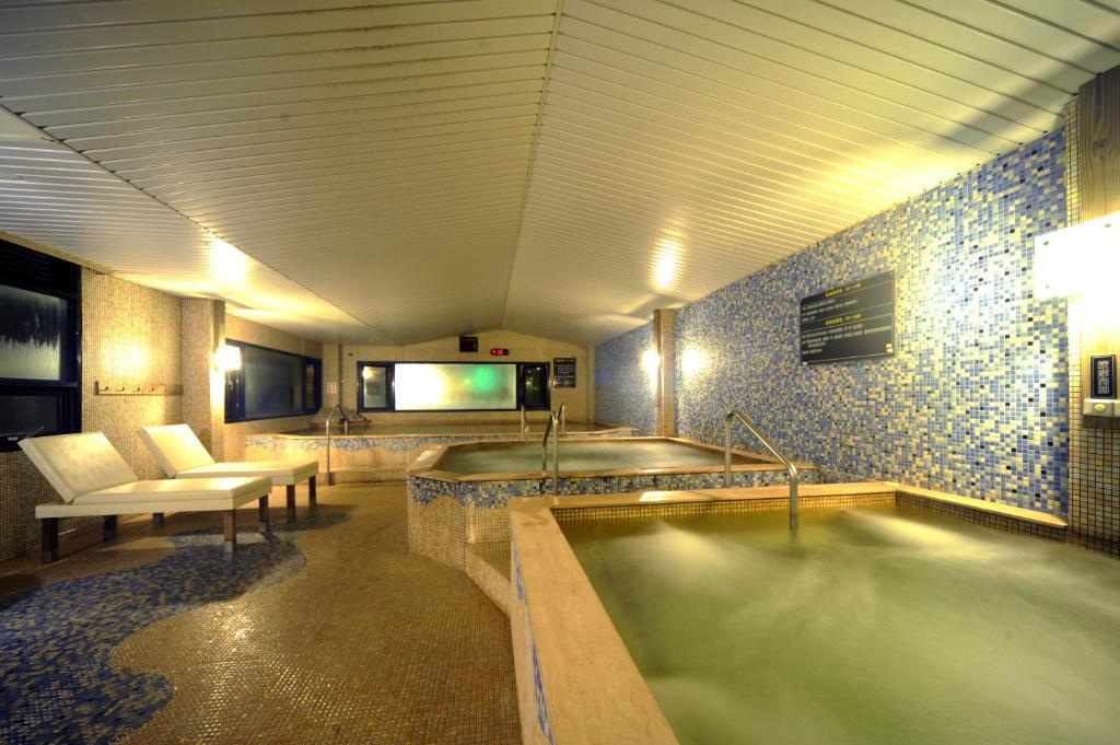 Chat Hot Spring Resort Keelung Eksteriør billede