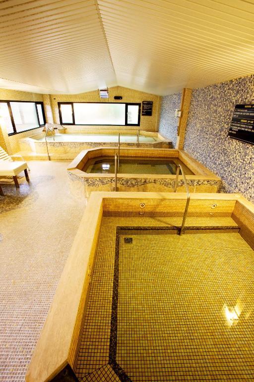 Chat Hot Spring Resort Keelung Eksteriør billede