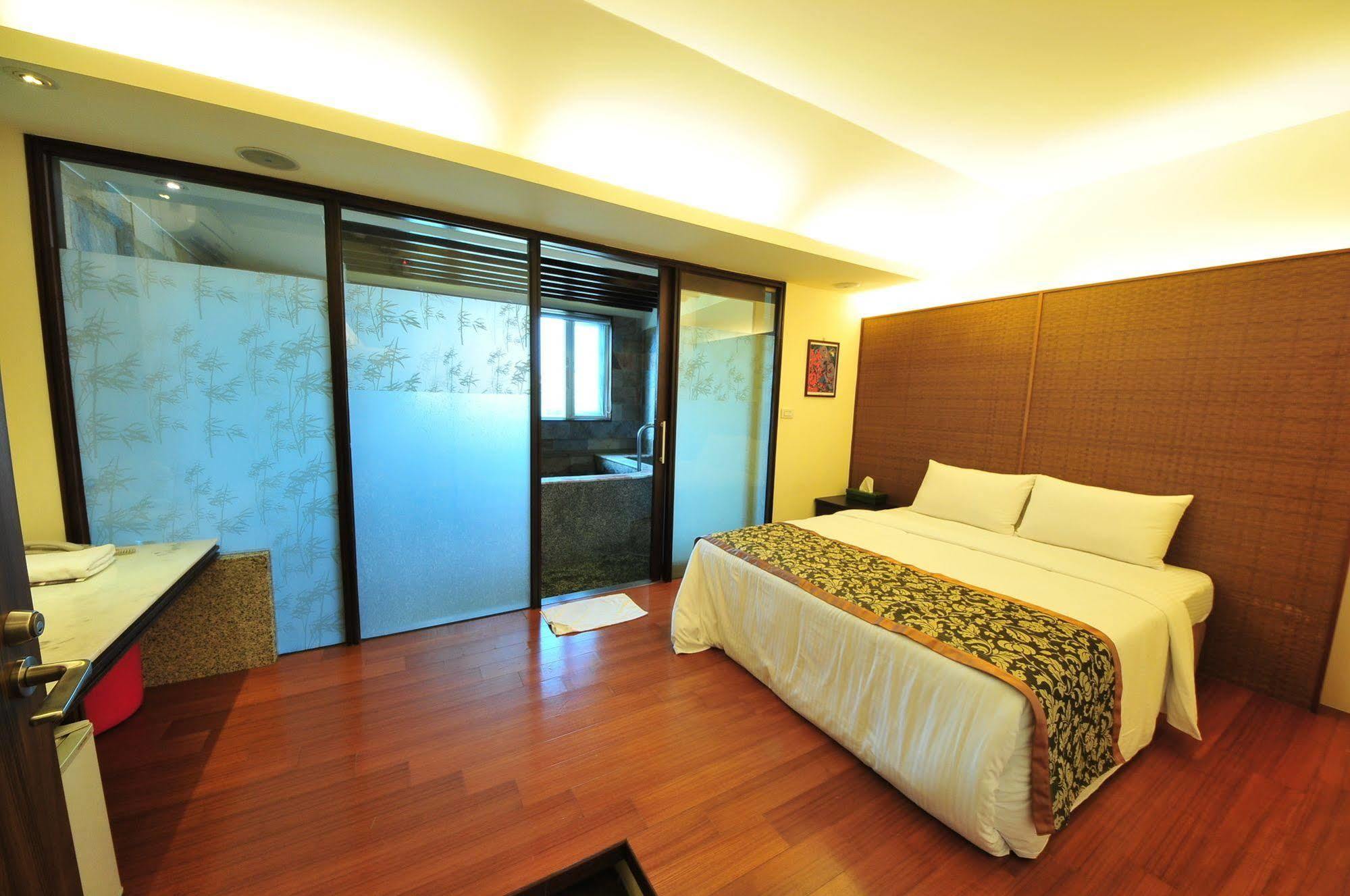 Chat Hot Spring Resort Keelung Eksteriør billede