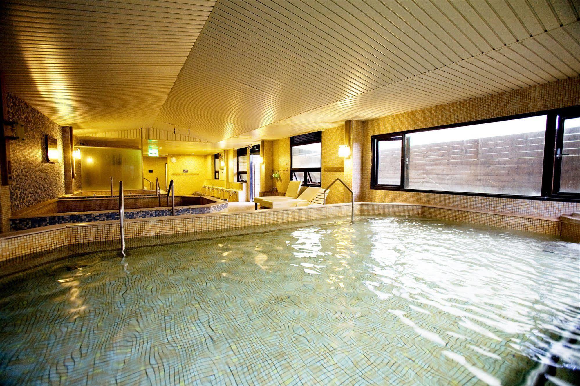 Chat Hot Spring Resort Keelung Eksteriør billede